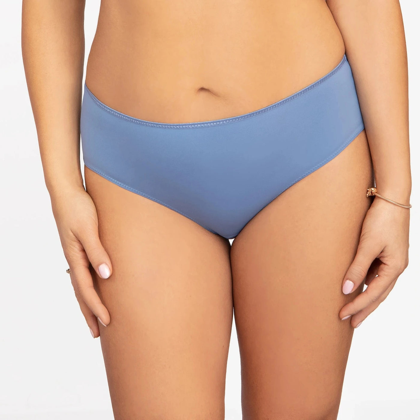 Virginia_03771_blue_jeans